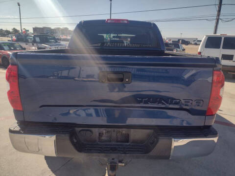 2015 Toyota Tundra SR5