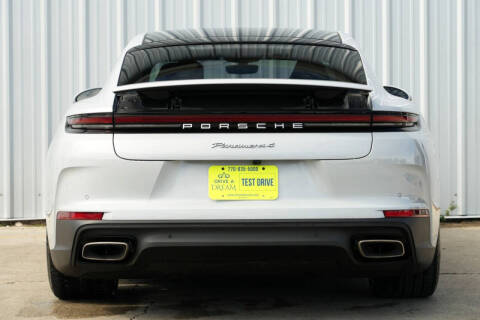 2025 Porsche Panamera 4 E-Hybrid