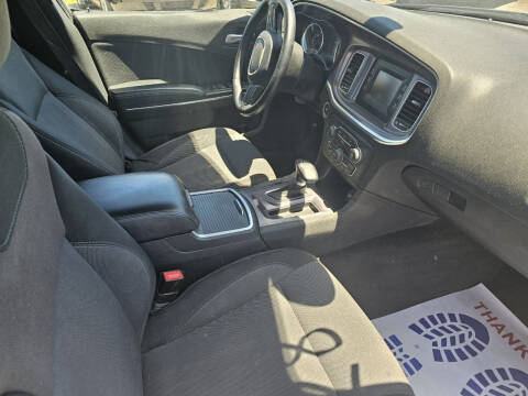 2016 Dodge Charger SE