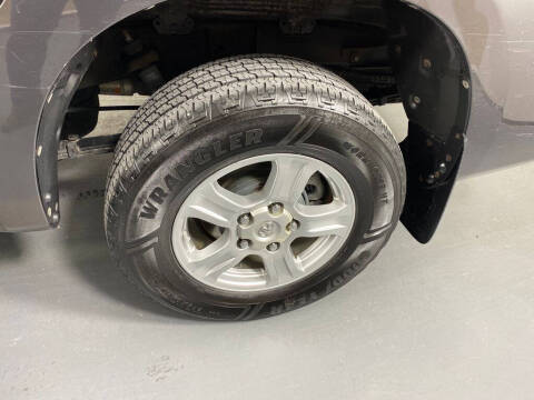 2011 Toyota Tundra Grade