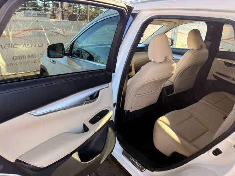 2019 Infiniti QX50 Essential