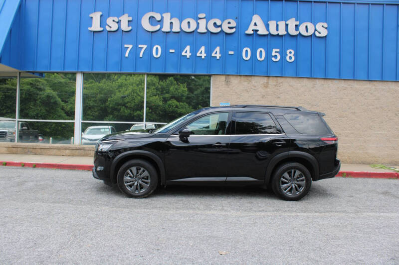 2023 Nissan Pathfinder SV