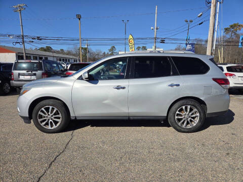 2016 Nissan Pathfinder SV