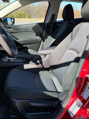 2014 Mazda MAZDA3 i SV