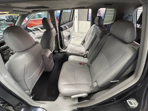 2011 Toyota Highlander SE