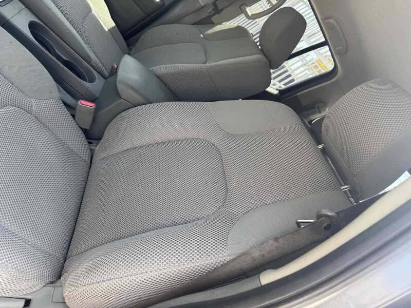 2016 Nissan Frontier SV