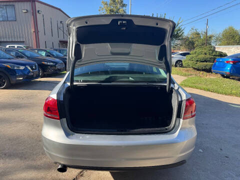 2015 Volkswagen Passat 1.8T Limited Edition