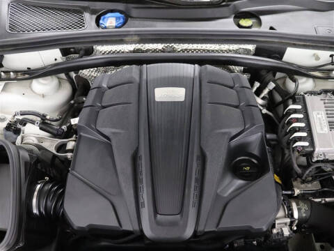 2020 Porsche Macan S