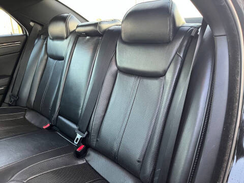 2014 Chrysler 300 C John Varvatos Limited Edition