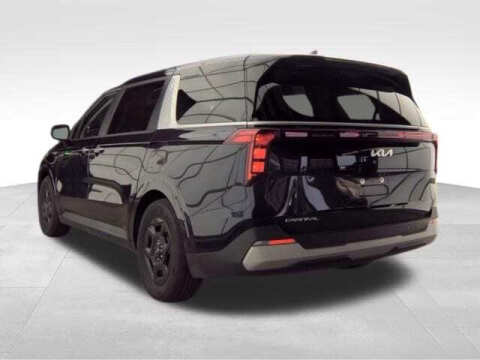 2025 Kia Carnival LXS