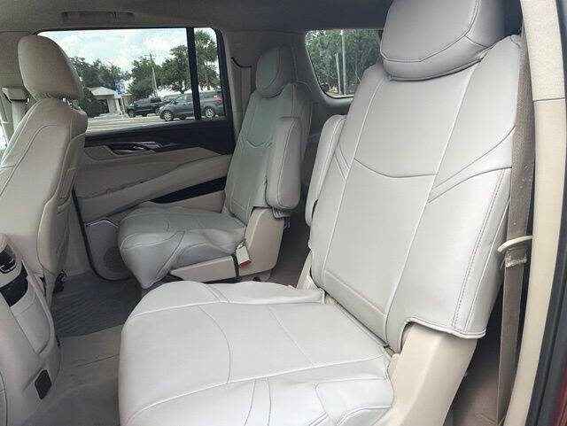 2018 Cadillac Escalade ESV Luxury