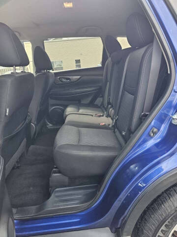 2020 Nissan Rogue SV