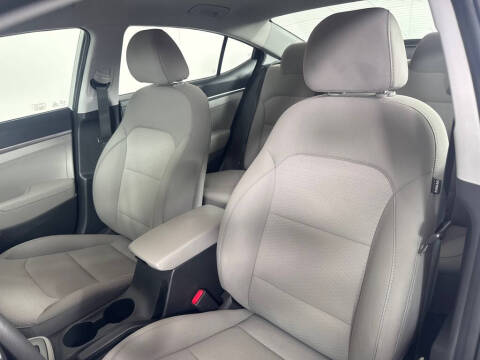 2019 Hyundai Elantra