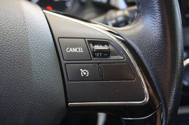 2017 Mitsubishi Outlander ES