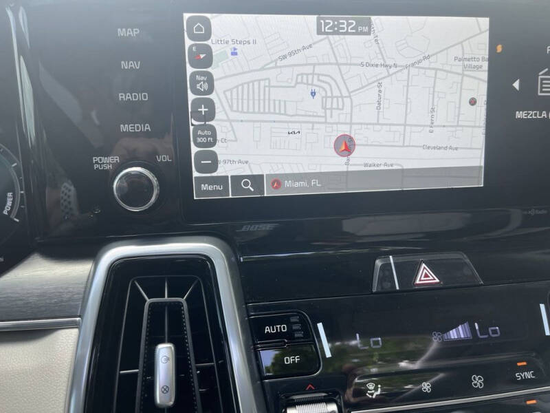 2023 Kia Sorento Plug-In Hybrid SX Prestige