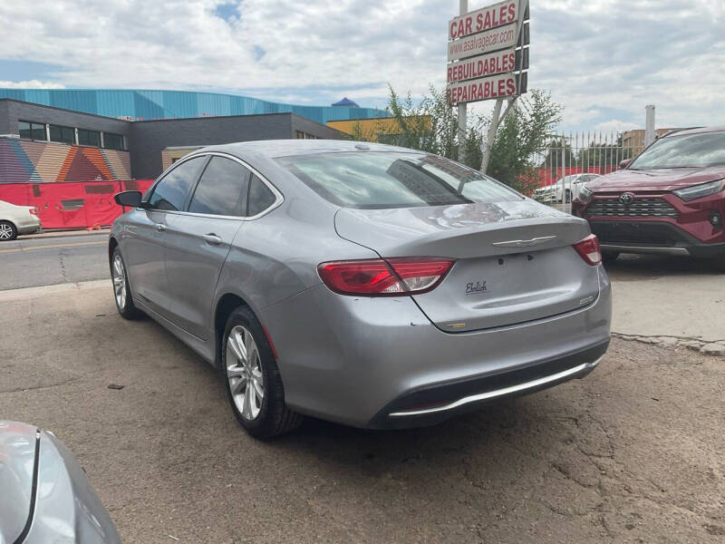 2015 Chrysler 200 Limited