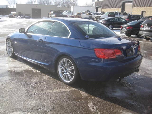 2013 BMW 3 Series 335i photo 12