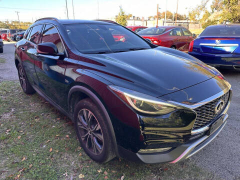 2018 Infiniti QX30 Premium
