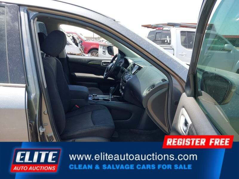 2017 Nissan Pathfinder S