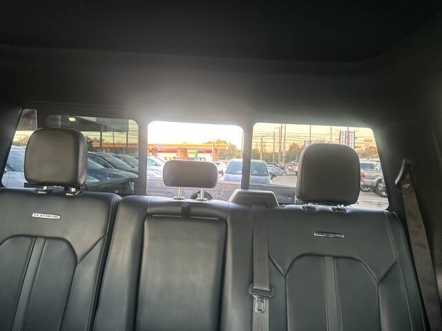 2017 Ford F-150 Platinum