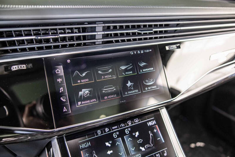 2021 Audi Q8 quattro Prestige 55 TFSI