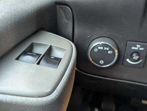 2017 Chevrolet Express LT 3500