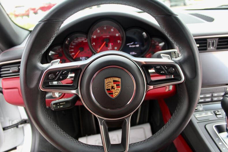 2018 Porsche 911