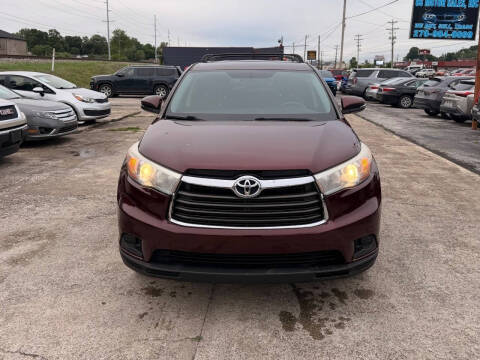 2016 Toyota Highlander LE