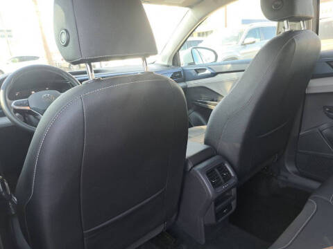 2024 Volkswagen Taos SE