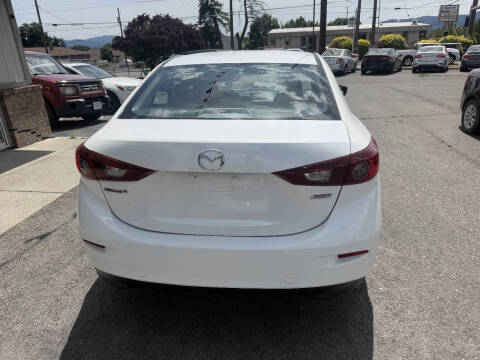 2015 Mazda MAZDA3 i SV