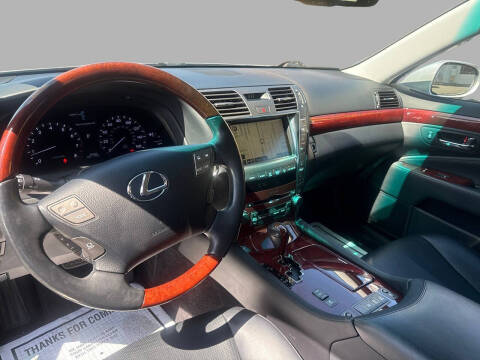 2007 Lexus LS 460