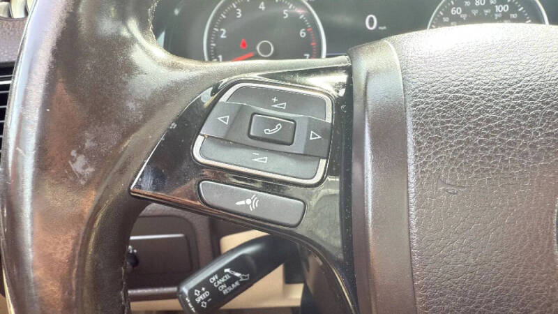 2012 Volkswagen Touareg