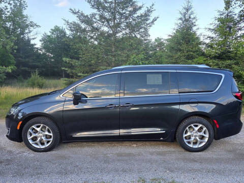 2019 Chrysler Pacifica Touring L Plus