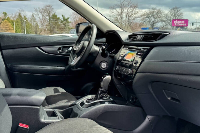 2017 Nissan Rogue S