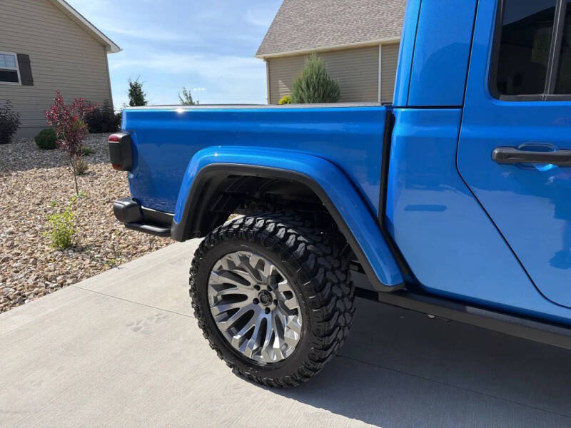 2024 Jeep Gladiator