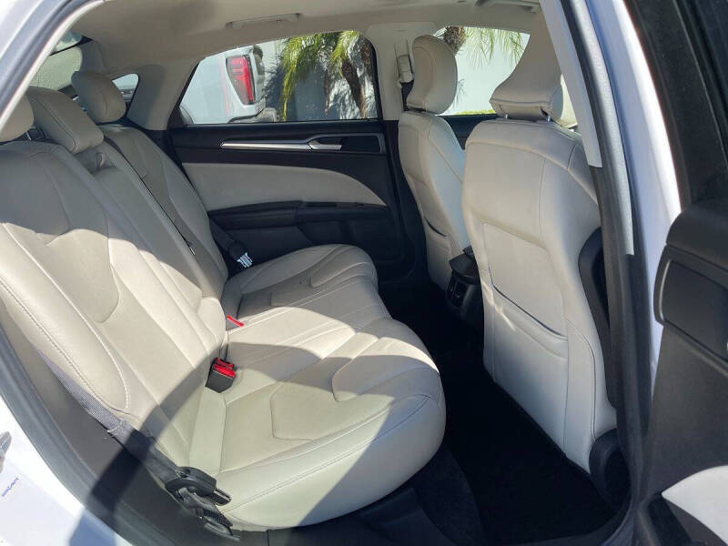 2016 Ford Fusion Energi Titanium