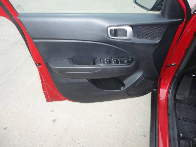 2023 Hyundai Venue SE