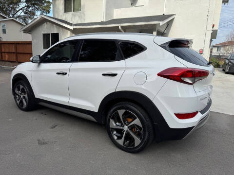 2017 Hyundai Tucson Sport