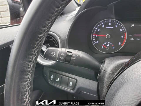 2022 Kia Forte GT Line