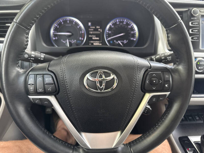 2019 Toyota Highlander XLE