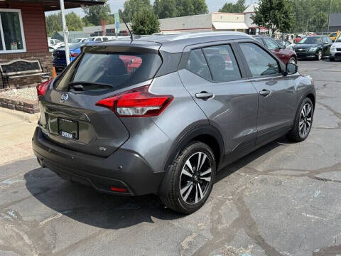 2020 Nissan Kicks SV