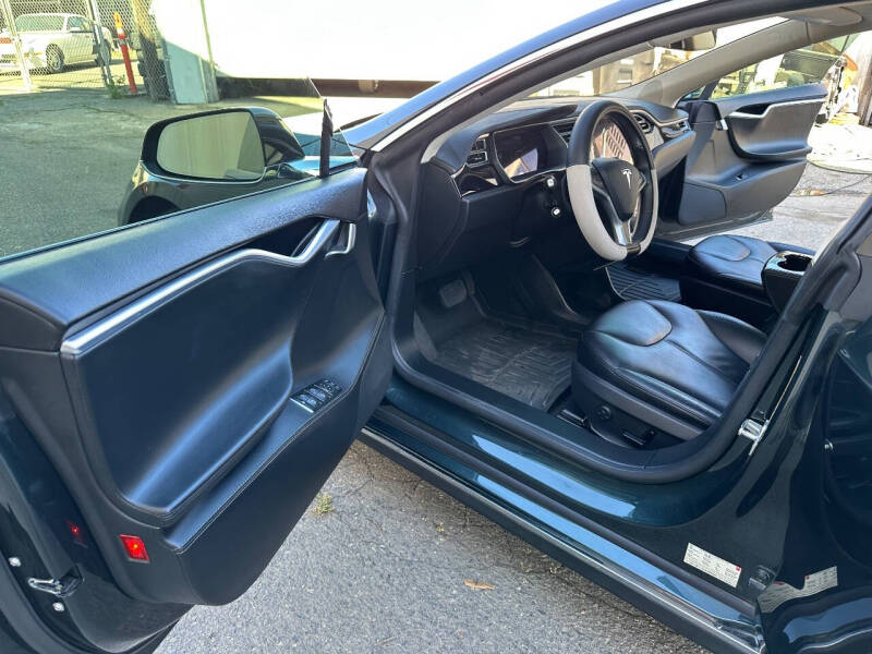 2014 Tesla Model S 85