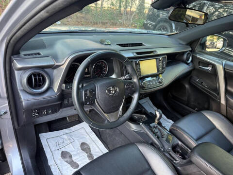 2016 Toyota RAV4 SE