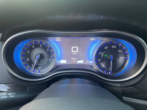 2015 Chrysler 300 Limited