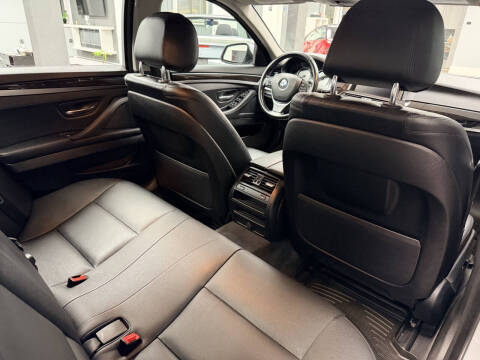 2016 BMW 5 Series 528i xDrive
