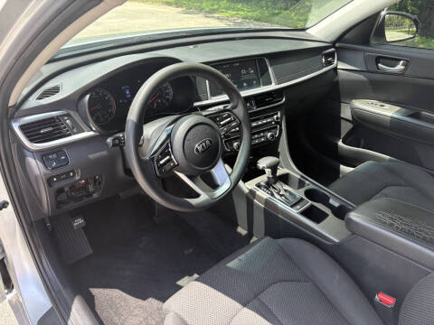 2020 Kia Optima LX