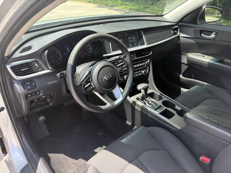 2020 Kia Optima LX