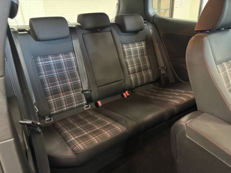 2010 Volkswagen GTI Base PZEV