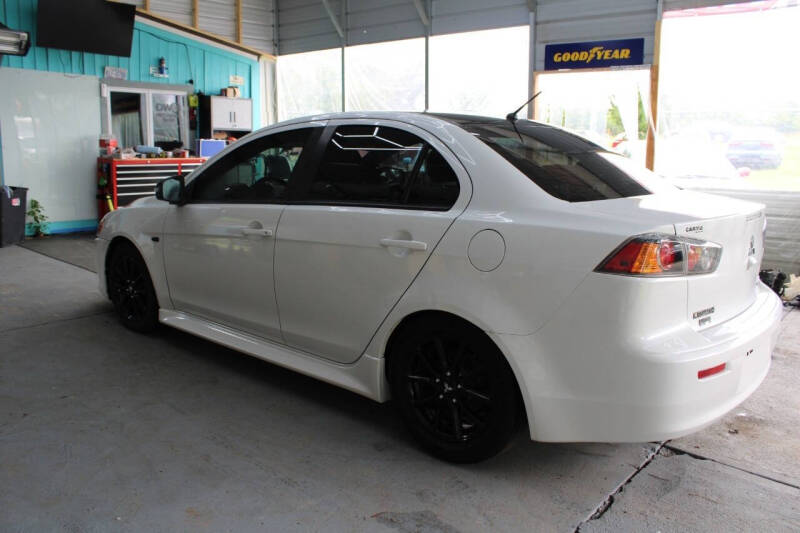 2017 Mitsubishi Lancer LE