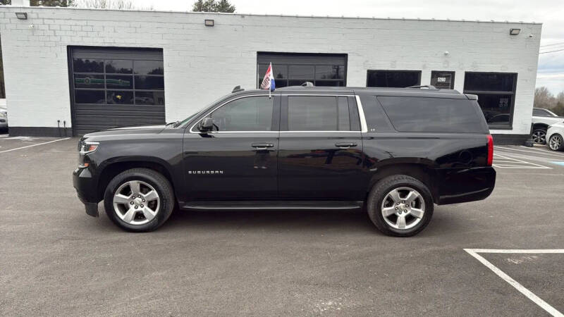 2017 Chevrolet Suburban LT